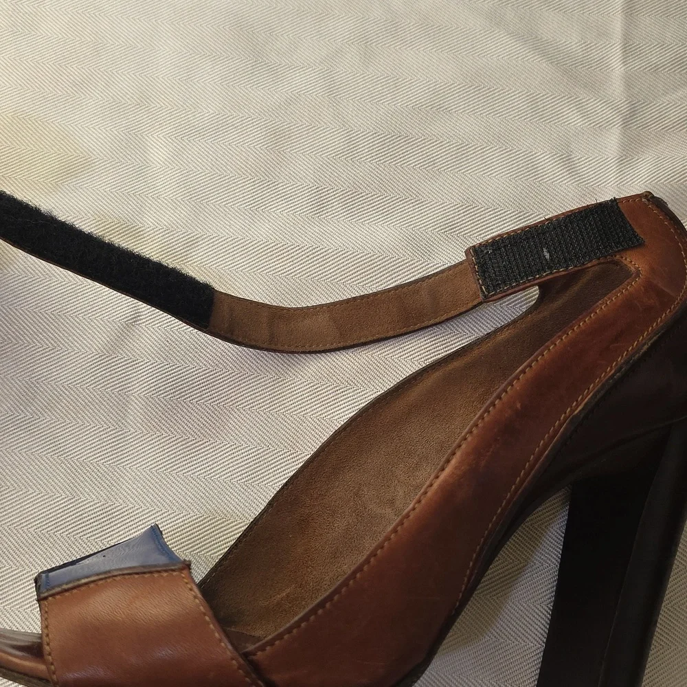 🌸Marni Brown and Blue Women's‎ Heels 9